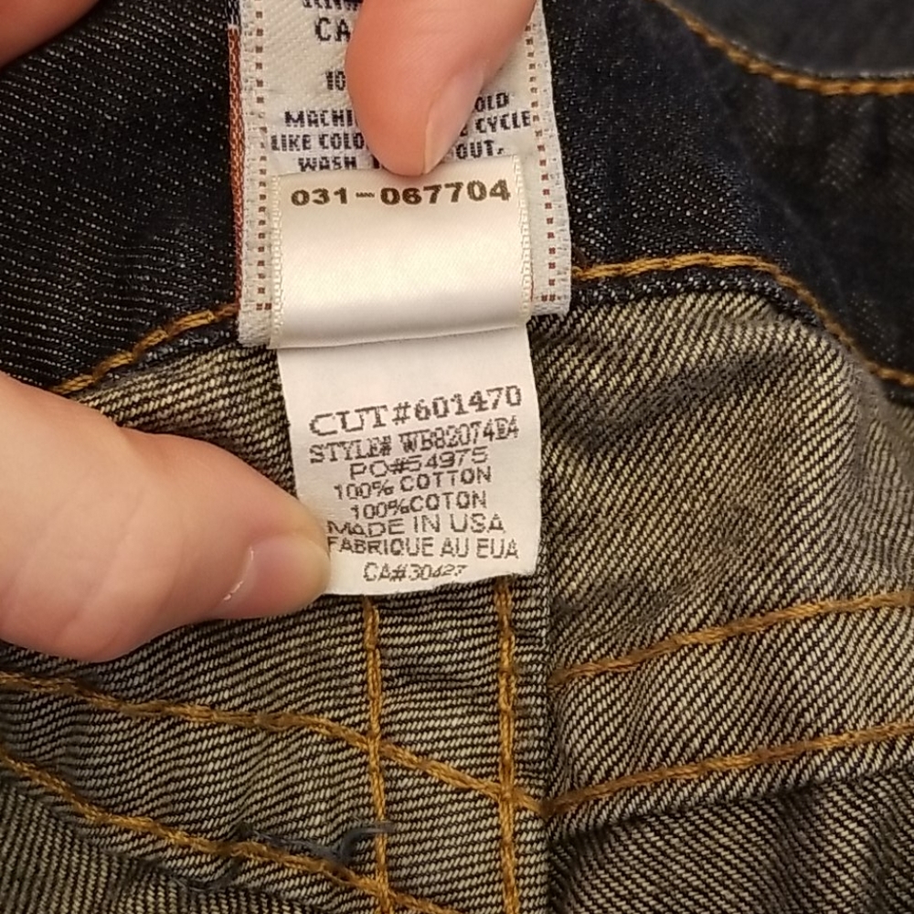 TRUE RELIGION blue jeans - Picture 9 of 9
